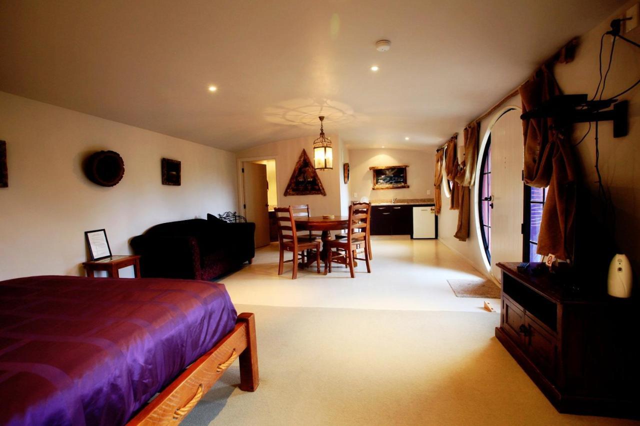 Woodlyn Park Motel Waitomo Caves Exterior photo